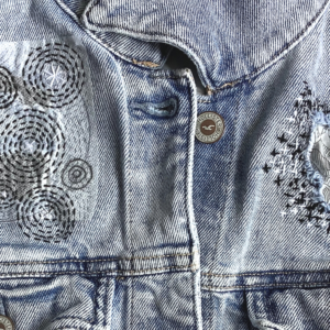 KIT Sashiko Circles & Crisscross | Visible Mending Repair Patches Stick and Stitch