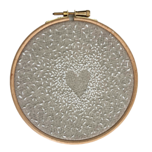 EMBROIDERY KIT Sashiko Heart COEUR White on Natural Linen